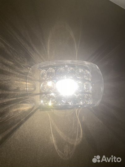 Светильник настенный (бра)