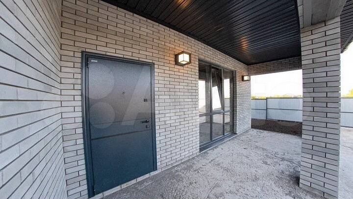 Коттедж 117 м² на участке 8 сот.