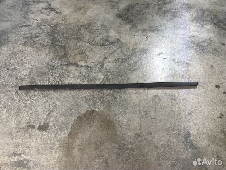 Молдинг передней правой Ford Focus II 2004-2011