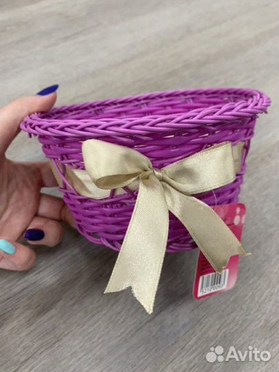 Декоративные корзинки пластик