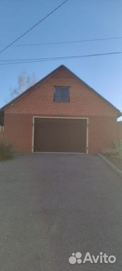 Гаражные секционные ворота