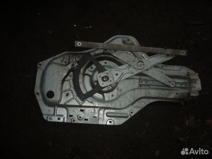 Стеклоподъемник элек. перед. правый Хундай Элантра