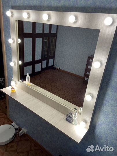 Гримерное зеркало