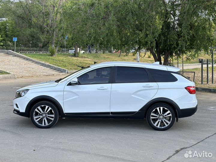 LADA Vesta Cross 1.6 CVT, 2022, 32 200 км