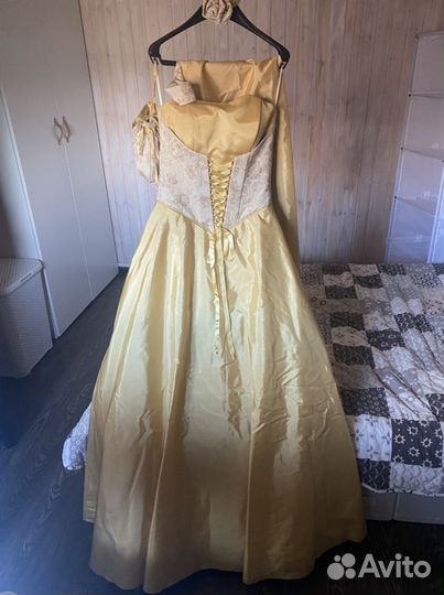 Платье бальное