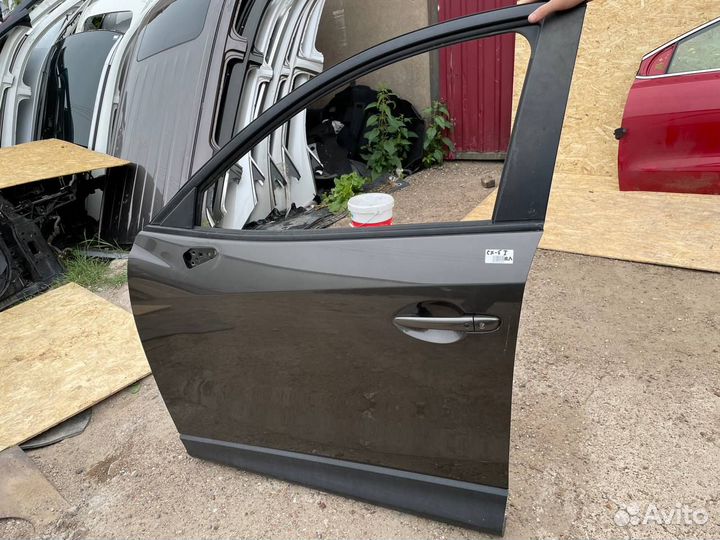 Дверь передняя левая Мазда сх 5 KE