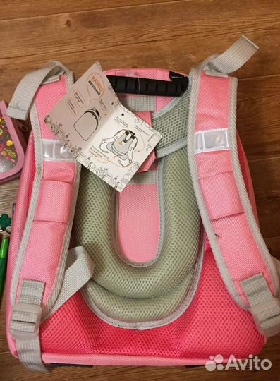 Ранец школьный новый