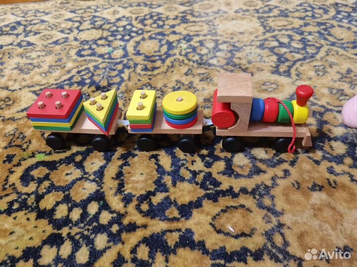 Детские развивающие игрушки