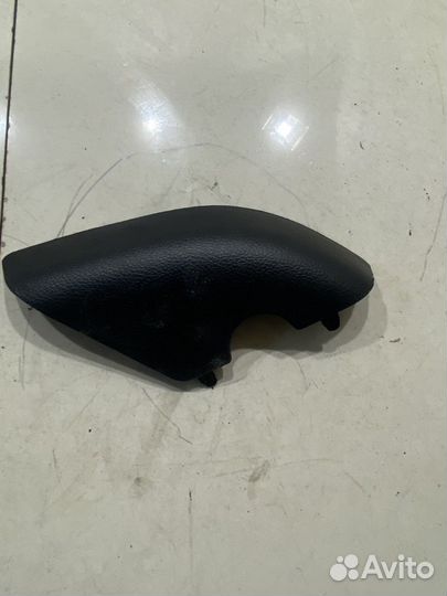 Накладка крышки багажника левая (Kia Seltos)