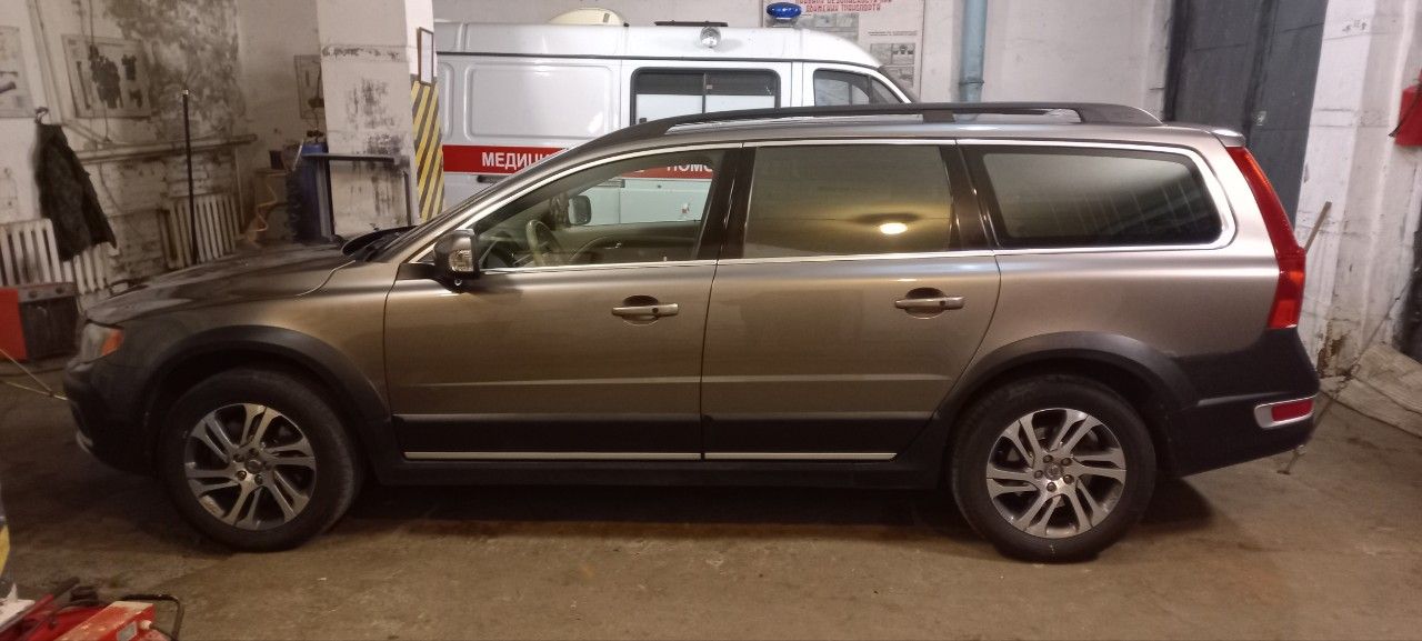 Volvo XC70: фото владельца