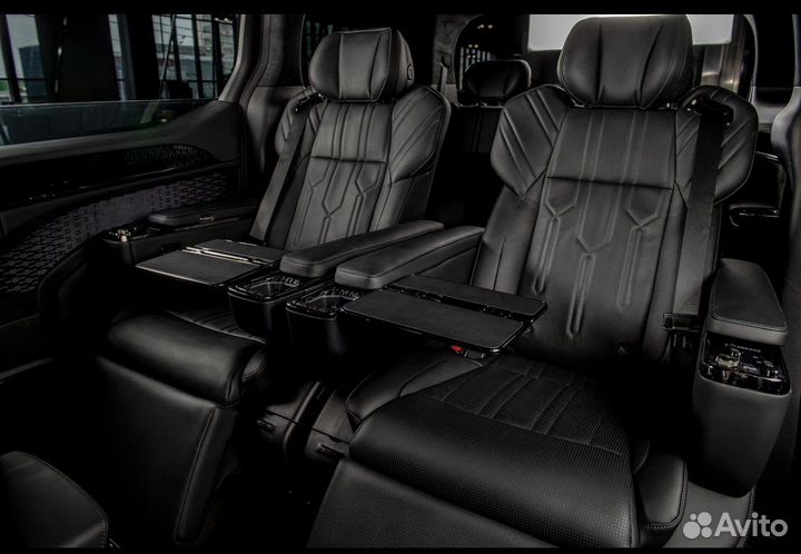 Аренда электрокара Zeekr 009 с водителем