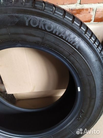 Yokohama A349 215/65 R16 98H