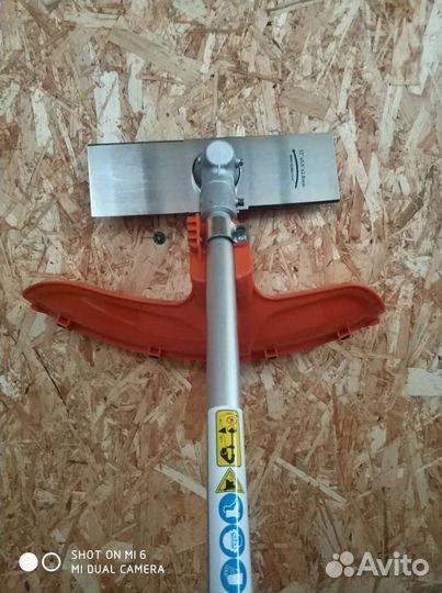 Травокосилка, мотокоса, триммер Komatsu G45L