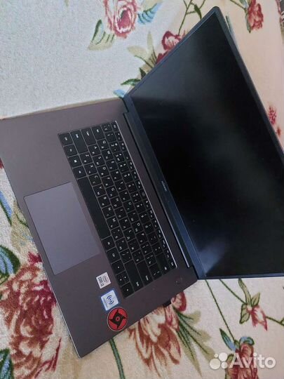 Huawei matebook