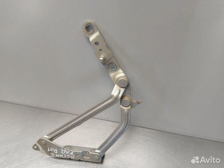 Петля крышки багажника задняя Renault Megane 2