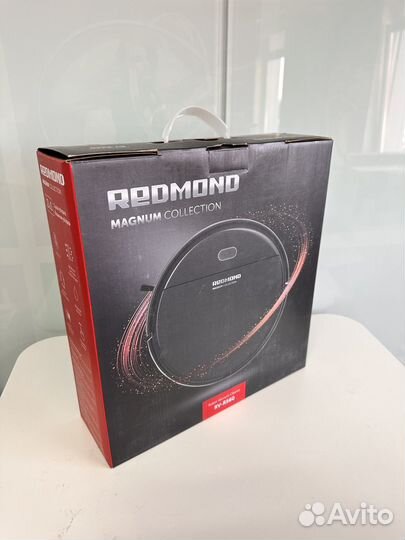 Робот пылесос redmond