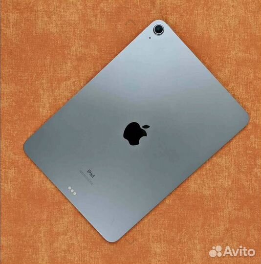 Планшет Apple iPad Air 2022 64GB Wi-Fi Space Gray