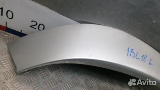 Молдинг крыла переднего левого nissan NV200 (1BL18