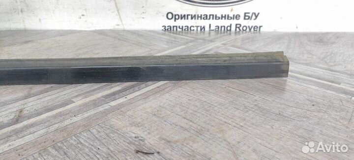 Молдинг стекла правый Land Rover Freelander 2 2.2