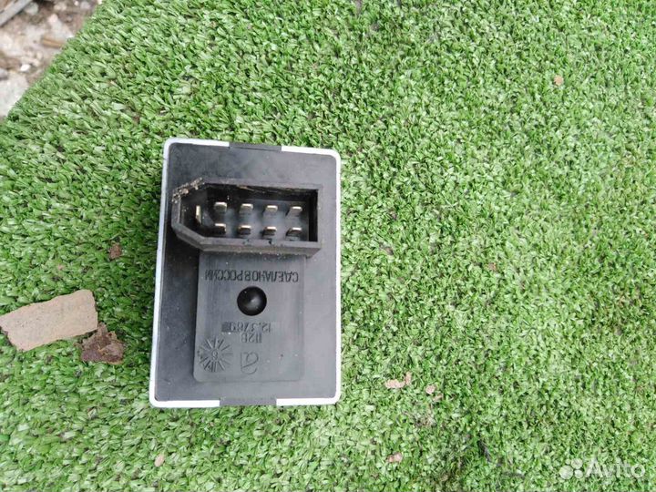 Блок регулировки зеркал Chevrolet Niva