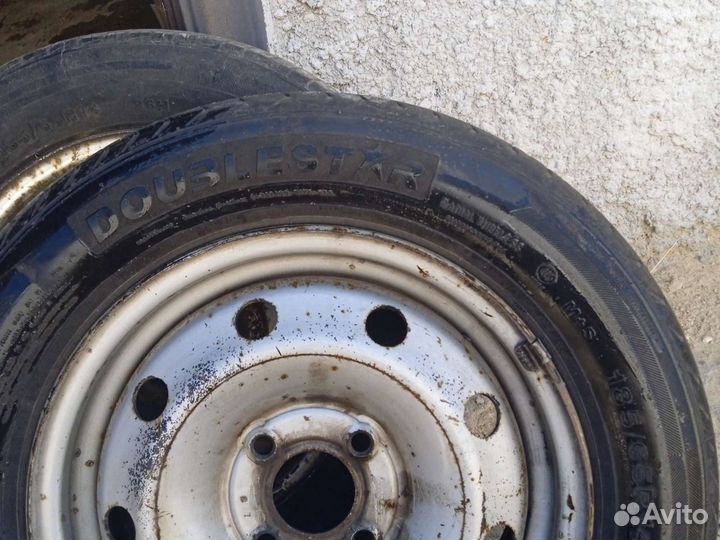 2 колёса в сборе, и 1 диск