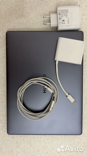 Продам Ультрабук Huawei MateBook 13 HN-W19R