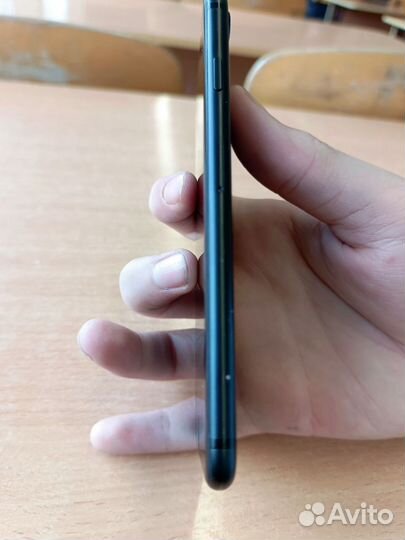 iPhone 7, 32 ГБ