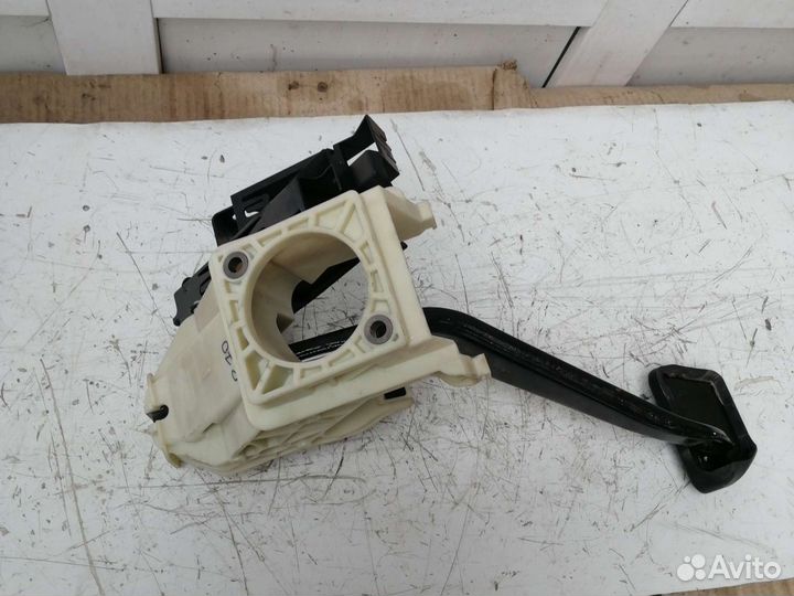 Педаль тормоза BMW X5 E70 X6 E71