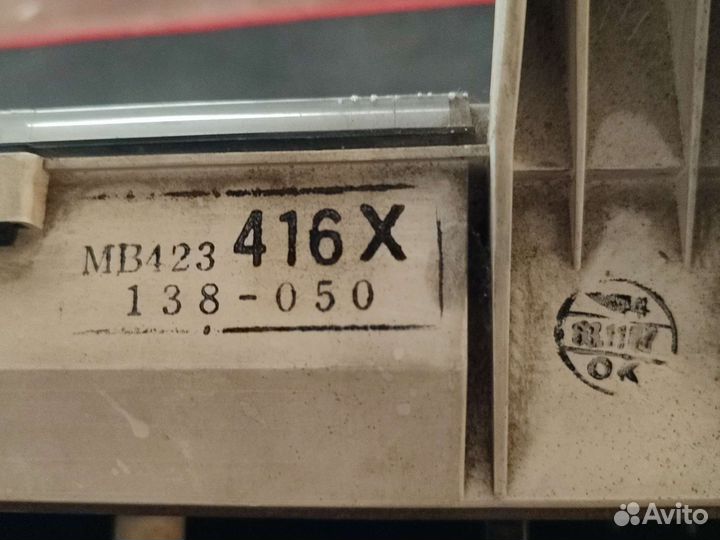 Панель приборов щиток Mitsubishi L300 Delica