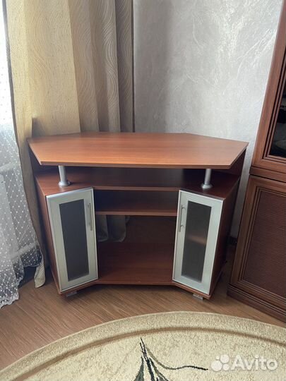 Тумба под тв