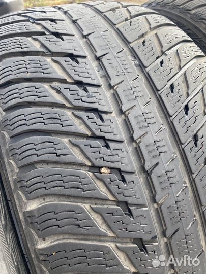Nokian Tyres WR SUV 3 285/40 R21