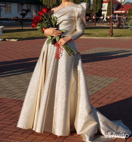 Продам выпускное платье