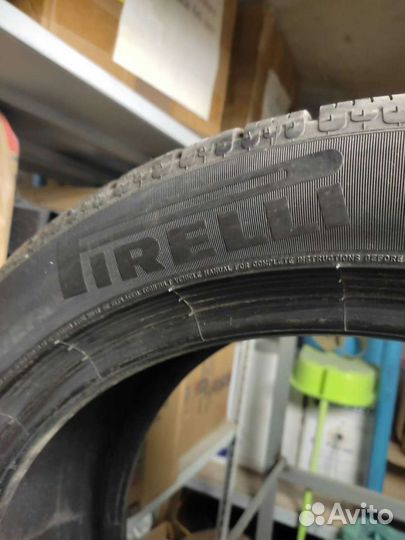 Pirelli Winter Sottozero 245/45 R19 102V