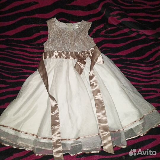 Платье для девочки 104