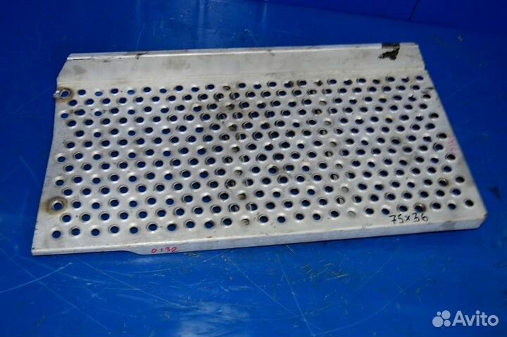 Металлический трапик DAF XF105 (01.05)