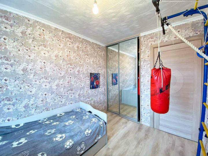 3-к. квартира, 52 м², 3/5 эт.