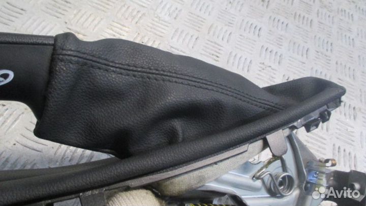 Рычаг стояночного тормоза BMW 1 E87