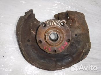 Кулак задний левый Ауди A4 B6