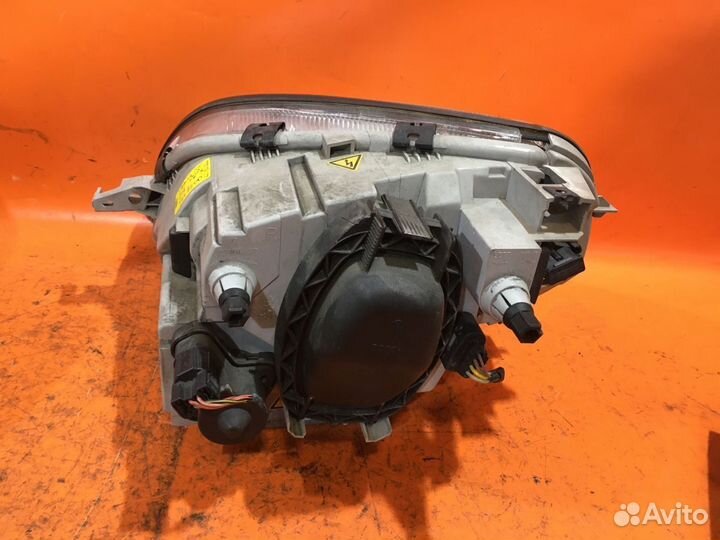 Фары Mercedes-Benz Slk-Class R170