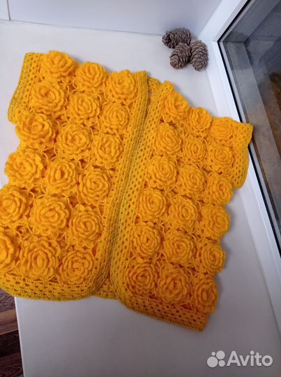 Жилетка из цветочных мотивов