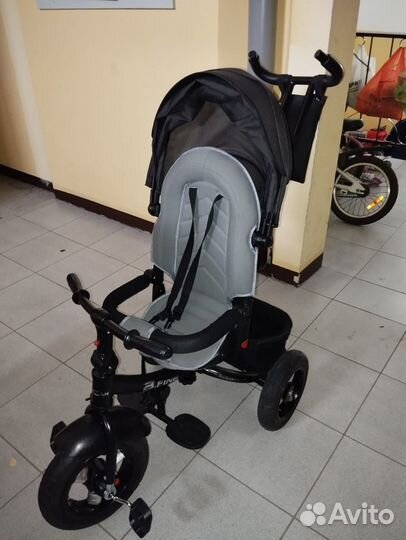 Детский трехколесный велосипед