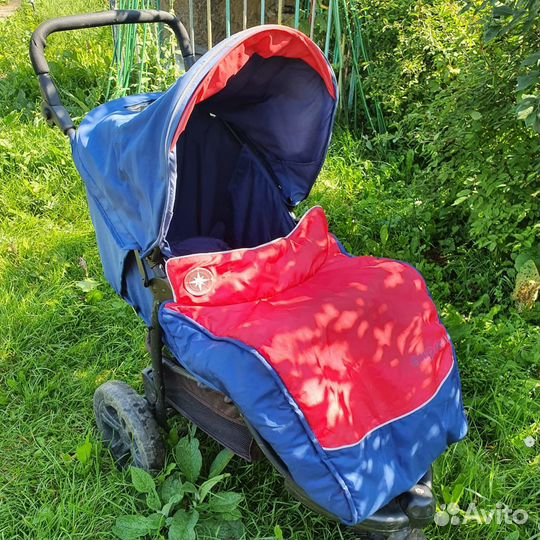 Прогулочная коляска