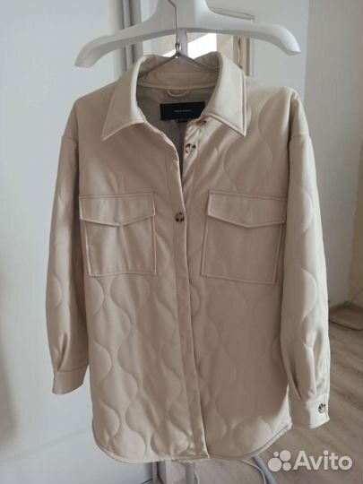 Курточка женская 48