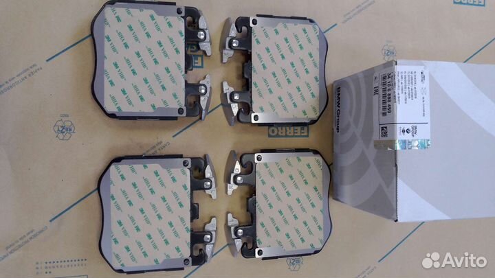 Комплект передних колодок на BMW 34 10 6 888 459