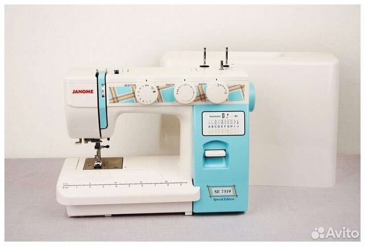 Швейная машина Janome SE 7519