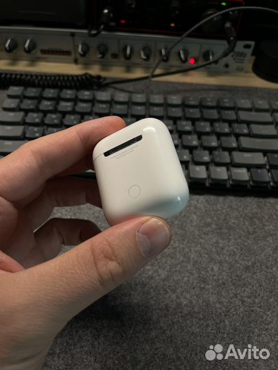 Apple Airpods 2 (a2031)