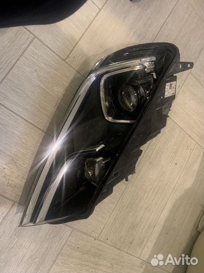 Фары на volkswagen touareg NF 2 fl