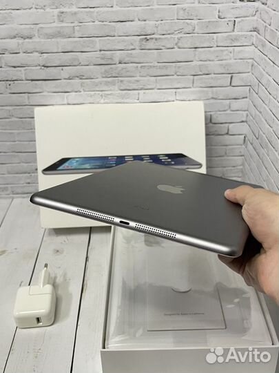 iPad AIR 64 гб