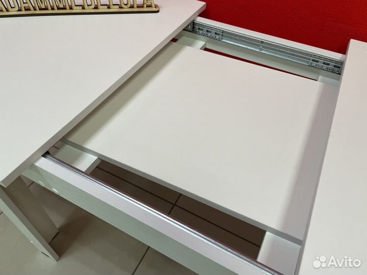 Кухонный стол