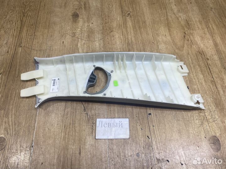 Обшивка стойки центральной BMW E90 2005 - 2013г